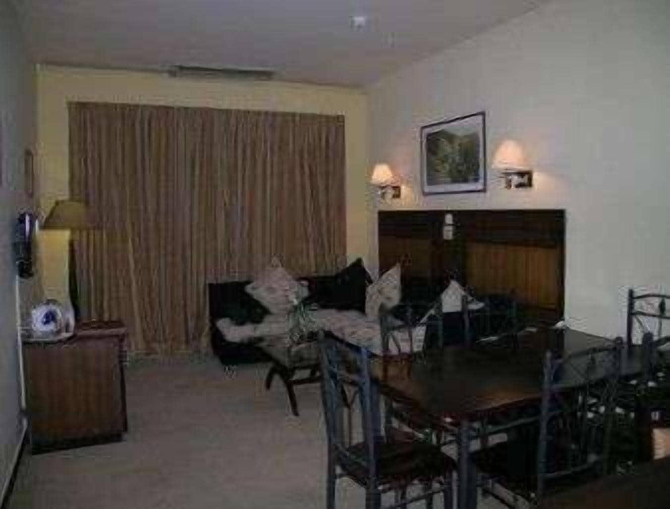 Ramada Katunayake Room photo