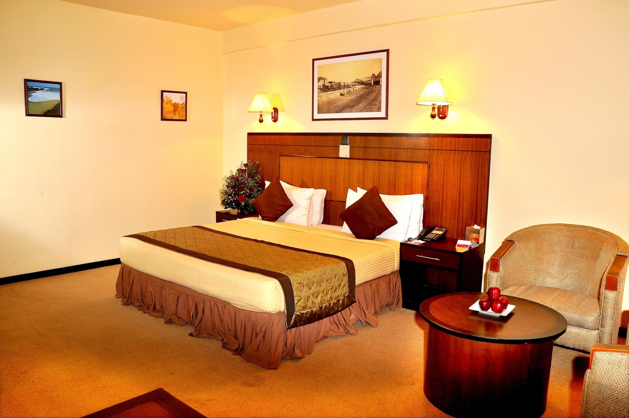 Ramada Katunayake Exterior photo