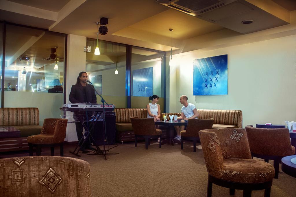 Ramada Katunayake Exterior photo