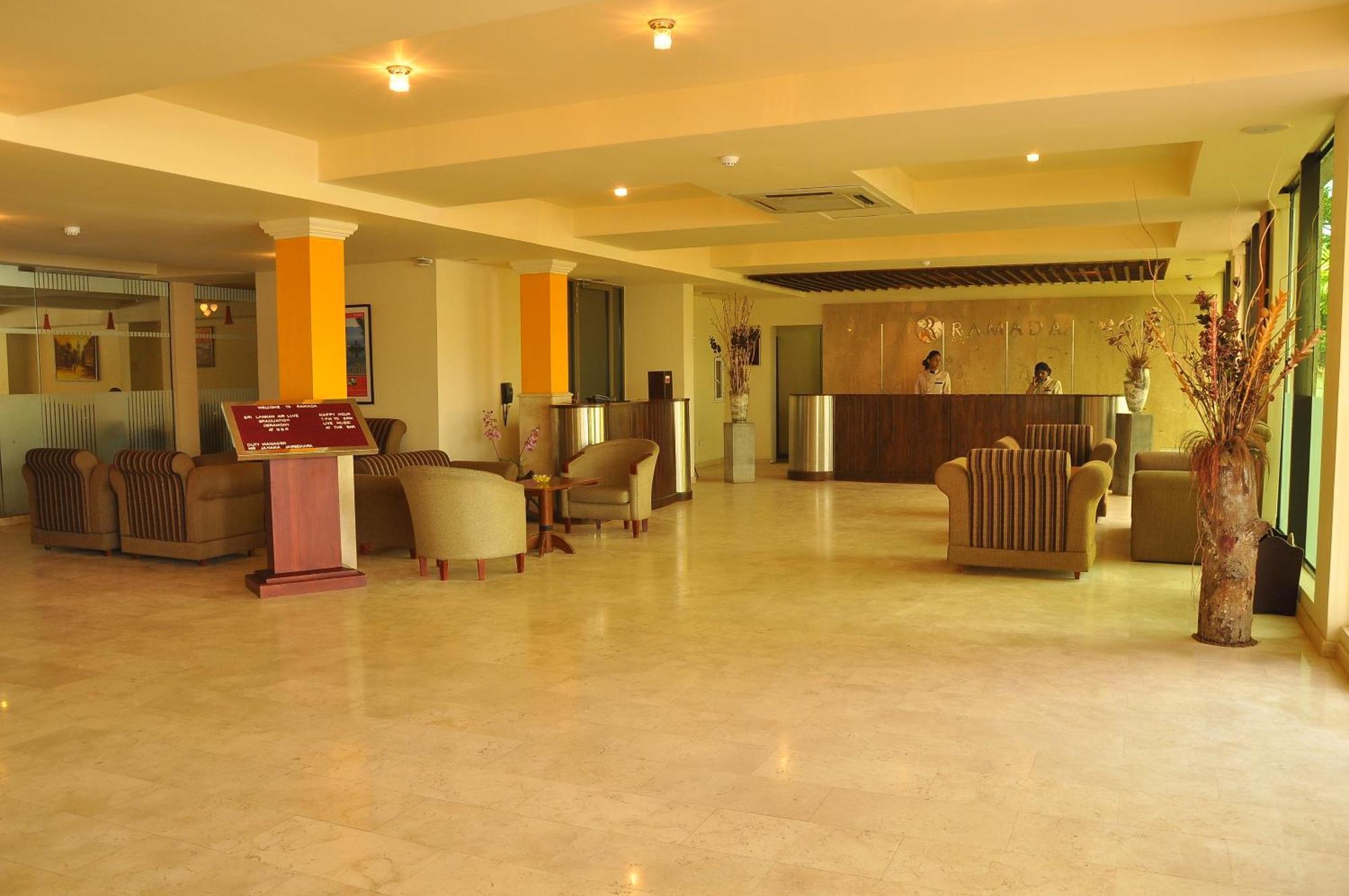 Ramada Katunayake Exterior photo