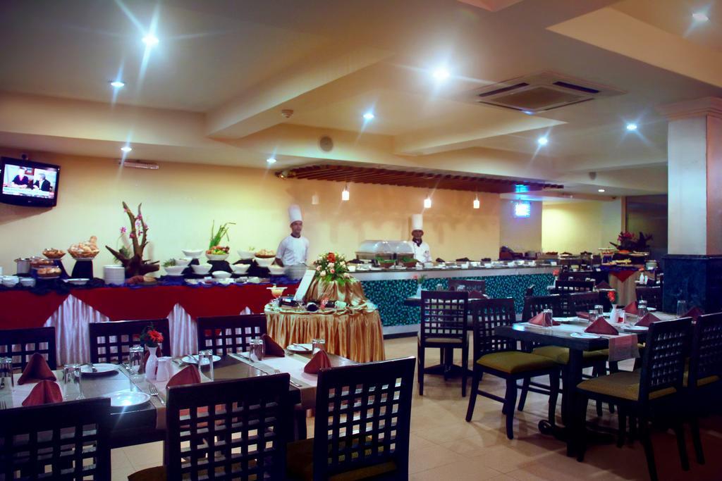 Ramada Katunayake Exterior photo